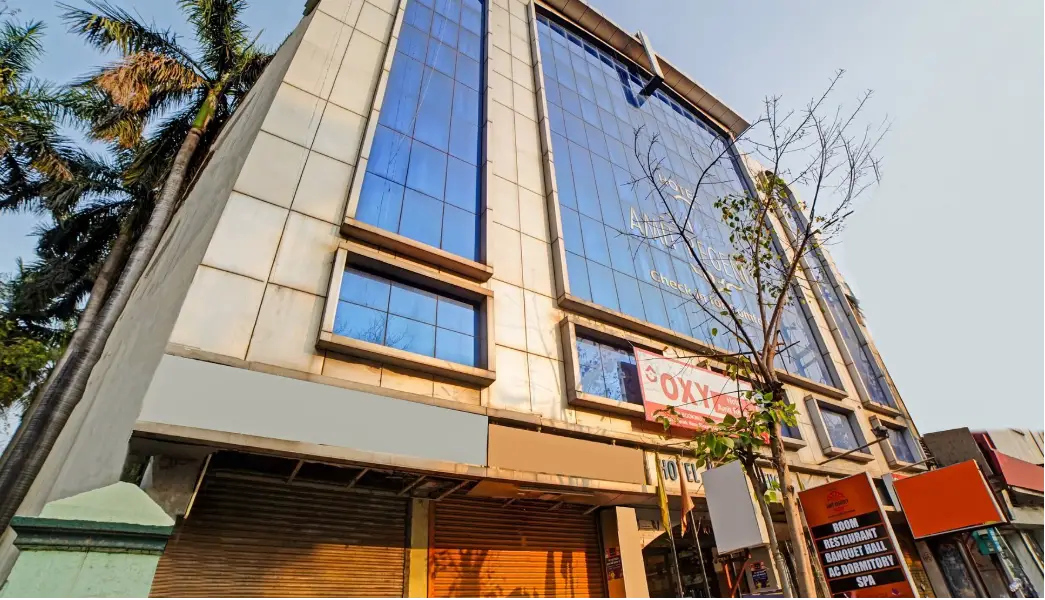 Hotel Amit Regency